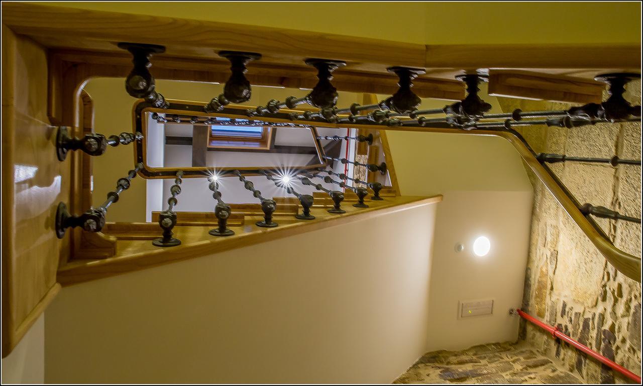 Oxford Suites Сантьяго-де-Компостела Экстерьер фото