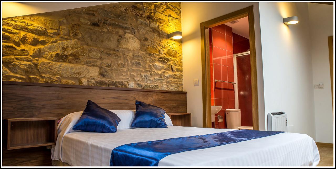 Oxford Suites Сантьяго-де-Компостела Экстерьер фото